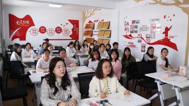 扇舞古韻，文化沁心——潤澤書院舉辦DIY團(tuán)扇文化藝術(shù)體驗(yàn)活動